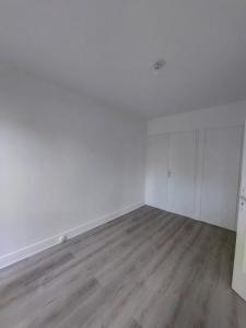 Louer Appartement Palaiseau 917 euros