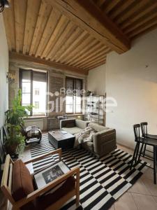 For rent Lyon-1er-arrondissement 2 rooms 55 m2 Rhone (69001) photo 0