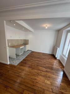 For rent Paris-12eme-arrondissement 2 rooms 40 m2 Paris (75012) photo 0
