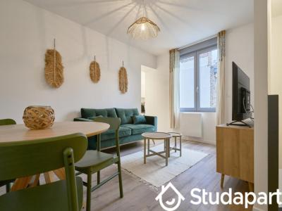 Louer Appartement 11 m2 Lille