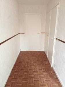 Louer Maison Vallon-en-sully 621 euros