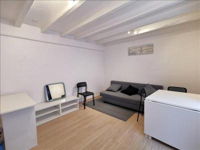Annonce Location Appartement Paris-18eme-arrondissement 75