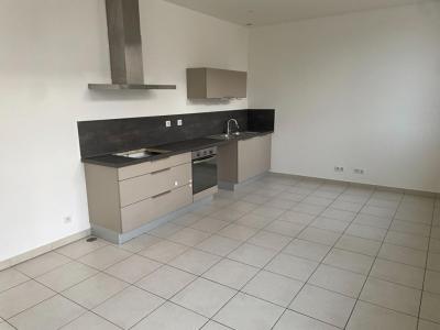 Acheter Appartement 118 m2 Elne