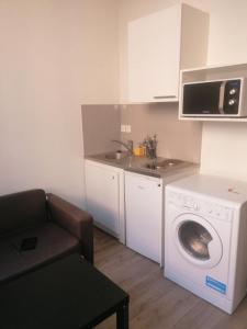 For rent Lyon-1er-arrondissement 1 room 18 m2 Rhone (69001) photo 1
