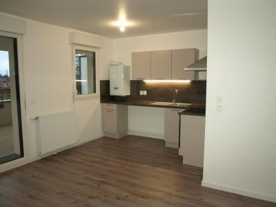 For rent Chartres 2 rooms 45 m2 Eure et loir (28000) photo 0