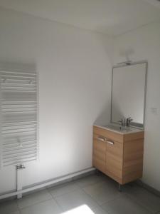 For rent Gratentour 2 rooms 54 m2 Haute garonne (31150) photo 2