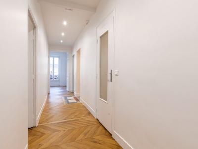 Louer Bureau Paris-9eme-arrondissement 59400 euros