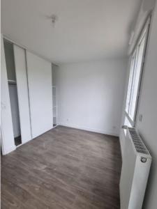 Louer Appartement Aubigny-sur-nere 583 euros