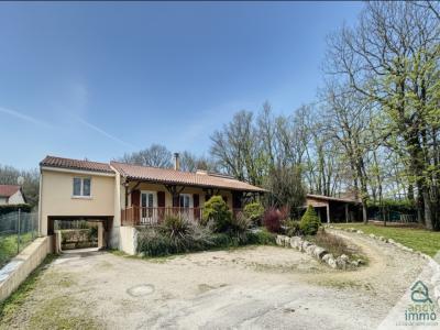 For sale Roullet-saint-estephe 8 rooms 172 m2 Charente (16440) photo 0