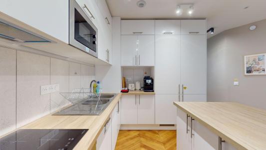 Annonce Location 8 pi�ces Appartement Paris-18eme-arrondissement 75