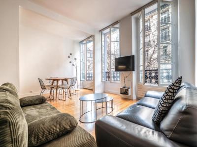 For sale Paris-3eme-arrondissement 2 rooms 52 m2 Paris (75003) photo 0