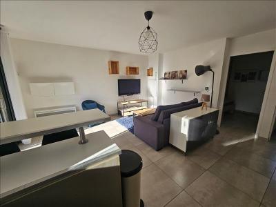 Louer Appartement 39 m2 Puy-sainte-reparade