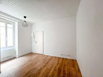 For rent Nantes 2 rooms 36 m2 Loire atlantique (44100) photo 3