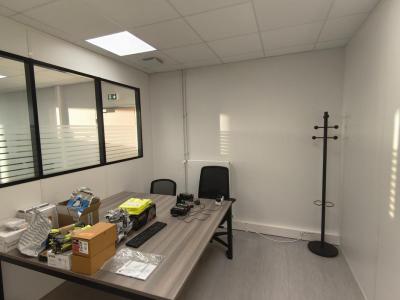 For rent Petit-quevilly 149 m2 Seine maritime (76140) photo 4