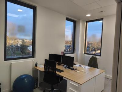 For rent Petit-quevilly 149 m2 Seine maritime (76140) photo 4