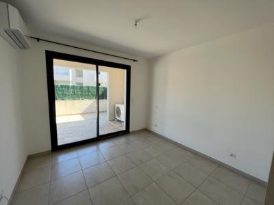 Louer Appartement 50 m2 Calvi