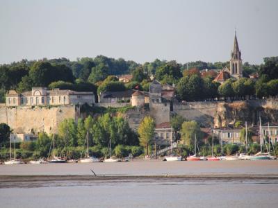 For sale Ambes 1345 m2 Gironde (33810) photo 0