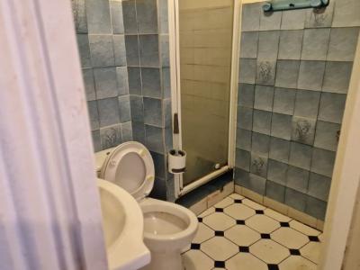 For rent Asnieres-sur-seine 2 rooms 39 m2 Hauts de Seine (92600) photo 2