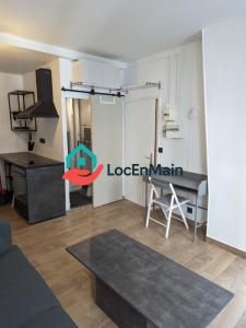 Annonce Location Appartement Paris-10eme-arrondissement 75