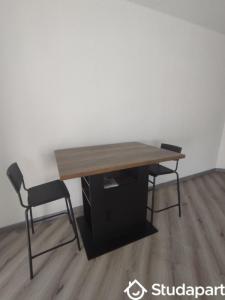 Louer Appartement Marseille-8eme-arrondissement 750 euros