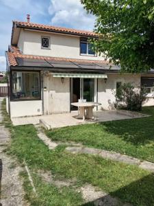 For rent Eysines 1 room 24 m2 Gironde (33320) photo 0