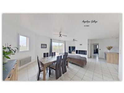 For sale Garos 5 rooms 99 m2 Pyrenees atlantiques (64410) photo 0