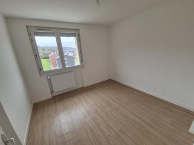 Louer Appartement Bogny-sur-meuse 619 euros