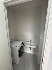 Louer Appartement Marseille-6eme-arrondissement Bouches du Rhone