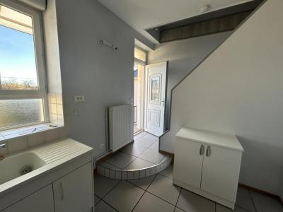 For rent Creusot 3 rooms 66 m2 Saone et loire (71200) photo 3