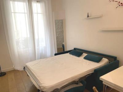 Louer Appartement 30 m2 Paris-15eme-arrondissement