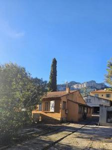 Annonce Vente 5 pi�ces Maison Revest-les-eaux 83