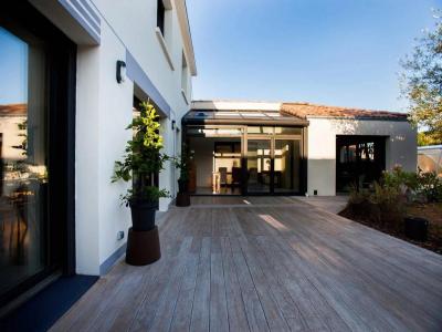 For sale Plaine-sur-mer 12 rooms 268 m2 Loire atlantique (44770) photo 0