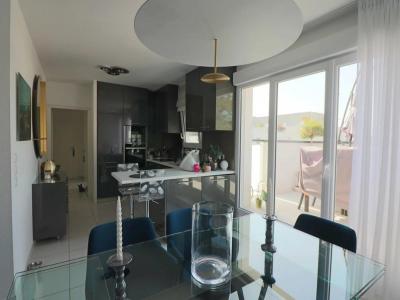 Acheter Appartement 84 m2 Merignac