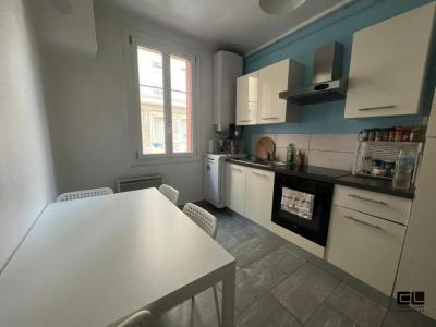 Louer Appartement Lyon-7eme-arrondissement 780 euros
