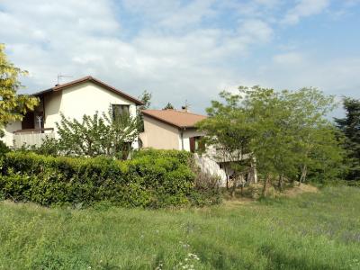 Louer Appartement 71 m2 Saint-michel-de-chabrillanoux