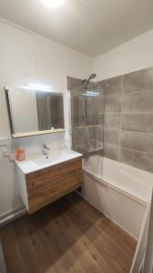 For rent Massy 5 rooms 89 m2 Essonne (91300) photo 4