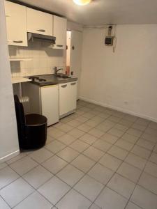 For rent Paris-10eme-arrondissement 1 room 14 m2 Paris (75010) photo 0