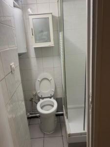 Louer Appartement 14 m2 Paris-10eme-arrondissement