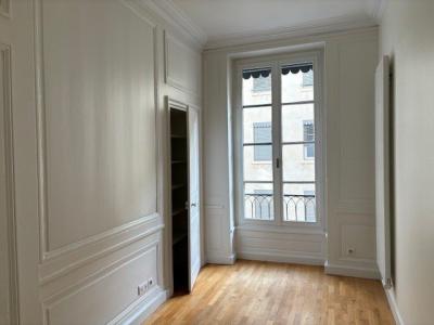 Louer Appartement 111 m2 Lyon-2eme-arrondissement