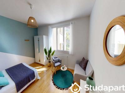 Louer Appartement 70 m2 Lyon-7eme-arrondissement