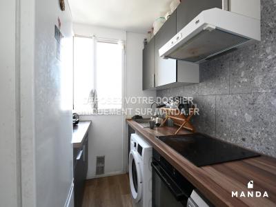 Louer Appartement 10 m2 Aubervilliers