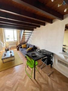 For rent Bordeaux 2 rooms 29 m2 Gironde (33000) photo 0