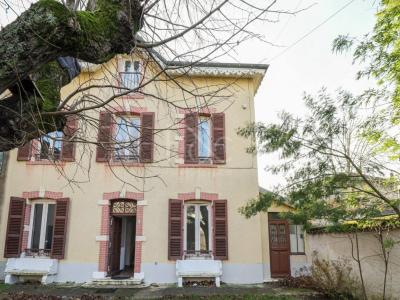 For sale Francheville 10 rooms 375 m2 Rhone (69340) photo 0