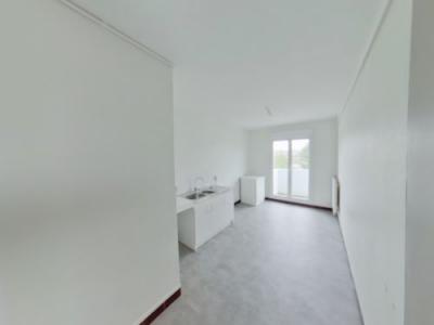 Louer Appartement 79 m2 Saint-amand-montrond