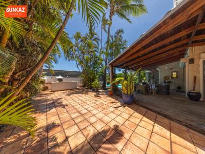 Acheter Maison Saint-pierre 634400 euros