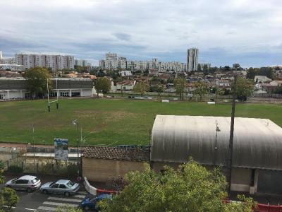 Louer Appartement Bouscat 760 euros