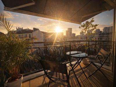 For sale Courbevoie 4 rooms 88 m2 Hauts de Seine (92400) photo 3