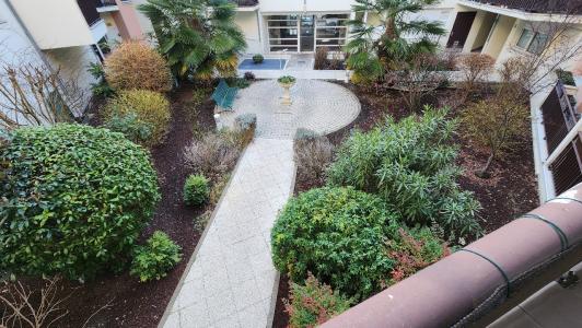 Louer Appartement Brunoy 830 euros