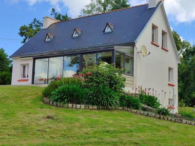 For sale Scaer 7 rooms 146 m2 Finistere (29390) photo 1