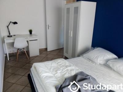 For rent Villeurbanne 1 room 11 m2 Rhone (69100) photo 0